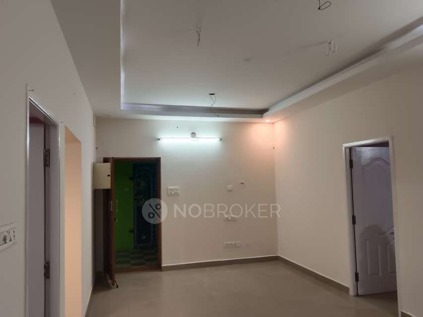2 BHK Flat In Sri Ram  For Sale  In Rkv Avenue Park