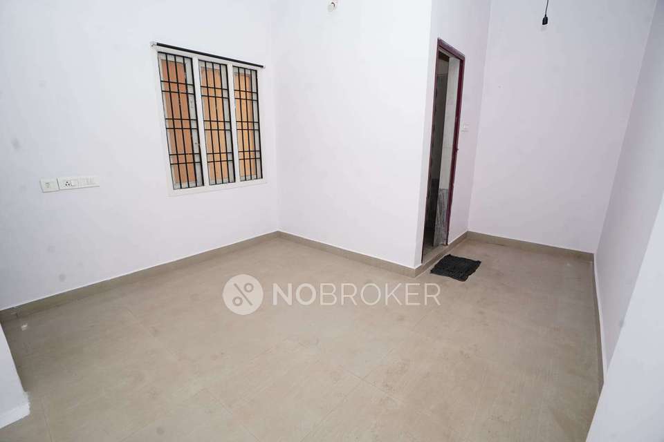 2 BHK Flat In Sri Ram  For Sale  In Rkv Avenue Park