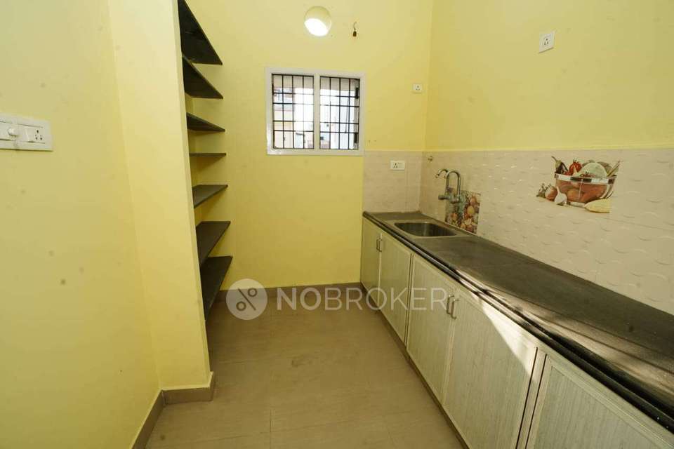 2 BHK Flat In Sri Ram  For Sale  In Rkv Avenue Park