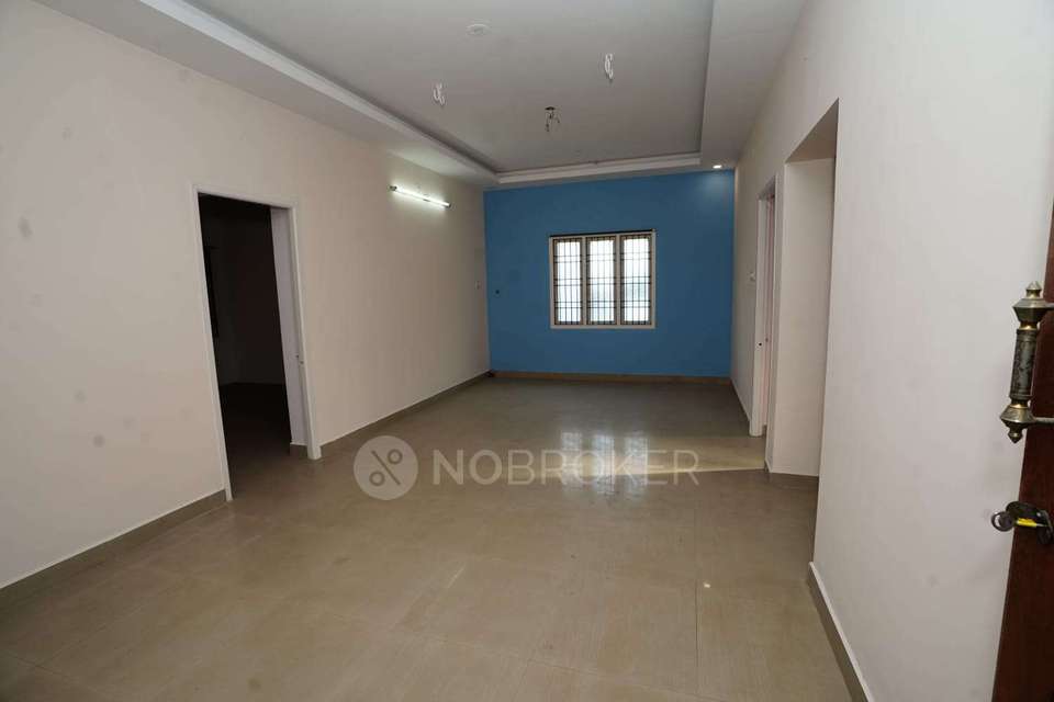 2 BHK Flat In Sri Ram  For Sale  In Rkv Avenue Park