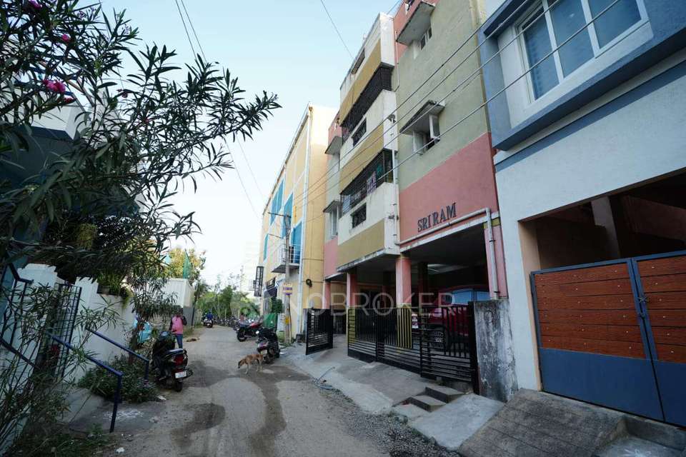 2 BHK Flat In Sri Ram  For Sale  In Rkv Avenue Park