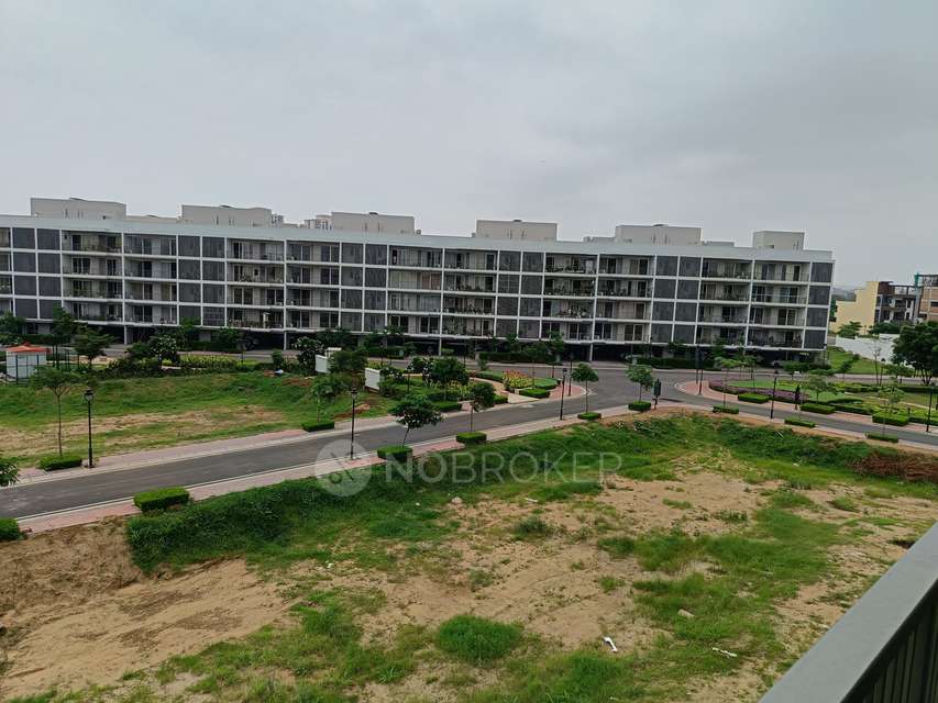 4 BHK Flat In Dlf Gardencity Arcade for Rent  In Sector 92