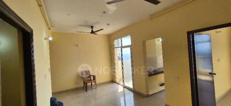 3 BHK Flat In Mahagun Puram For Sale  In Ghaziabad