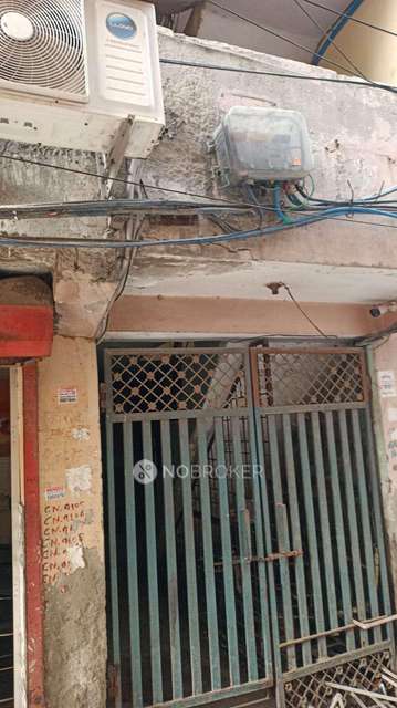 2 BHK Flat In Ankit Pradhan For Sale  In Wazirabad