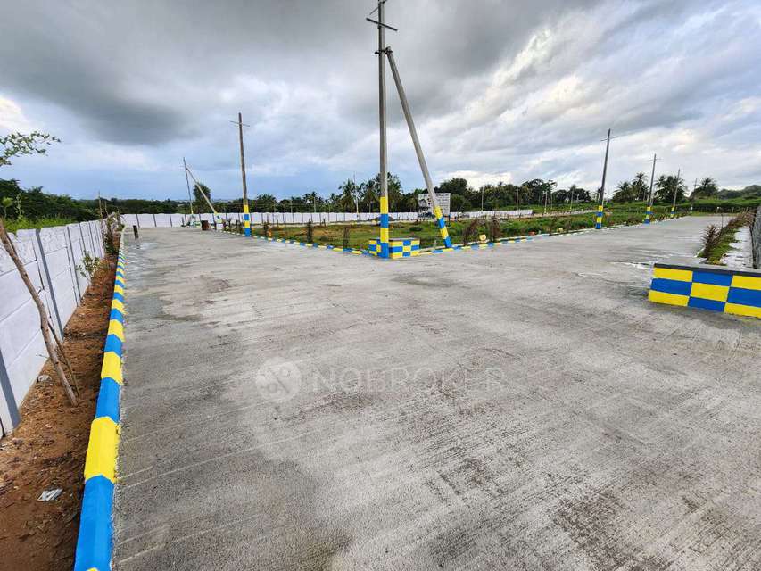 3 BHK Flat In Erayaa Dharithri Residency For Sale  In Tavarekere