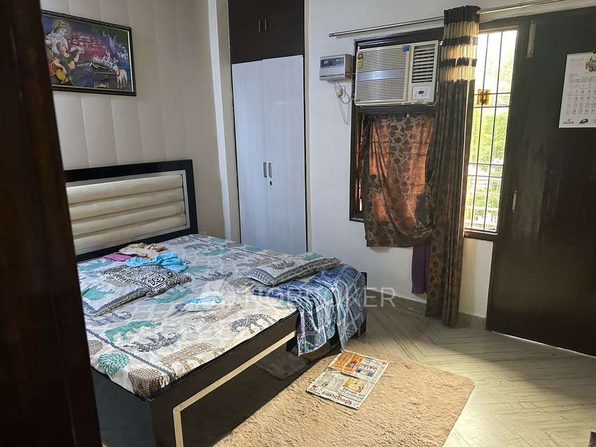 2 BHK Flat For Sale  In Rohini