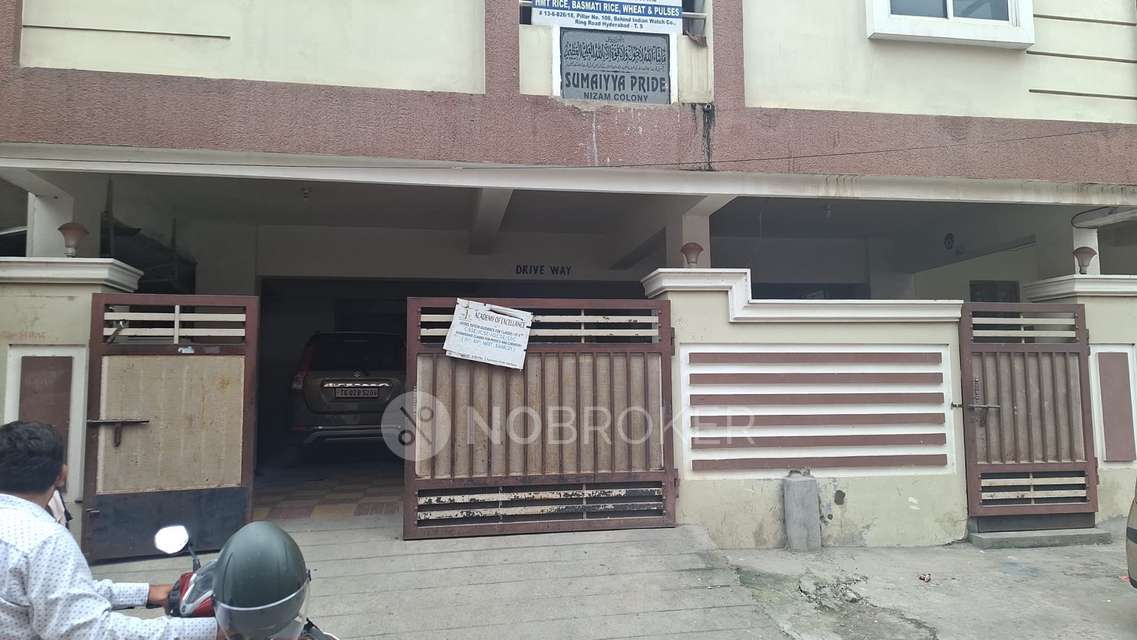 2 BHK Flat In Summaya Appartmant For Sale  In Tolichowki