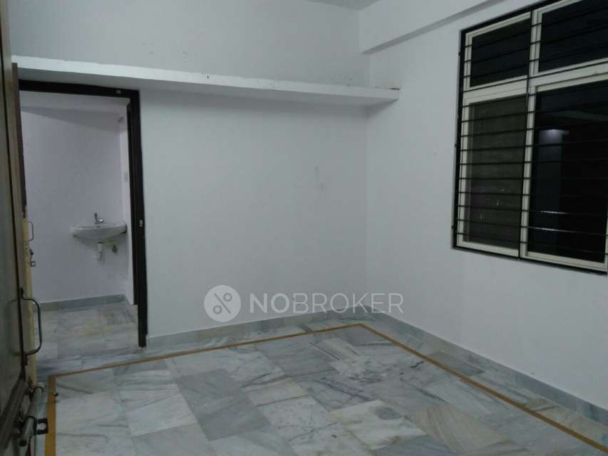 2 BHK Flat In Summaya Appartmant For Sale  In Tolichowki