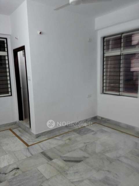 2 BHK Flat In Summaya Appartmant For Sale  In Tolichowki