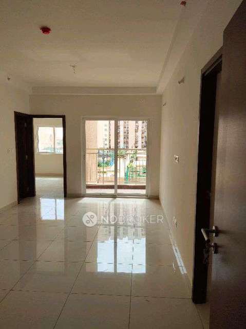 2 BHK Flat In Presrige Finburry Park For Sale  In Gummanahalli