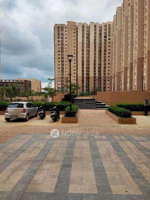 2 BHK Flat In Presrige Finburry Park For Sale  In Gummanahalli