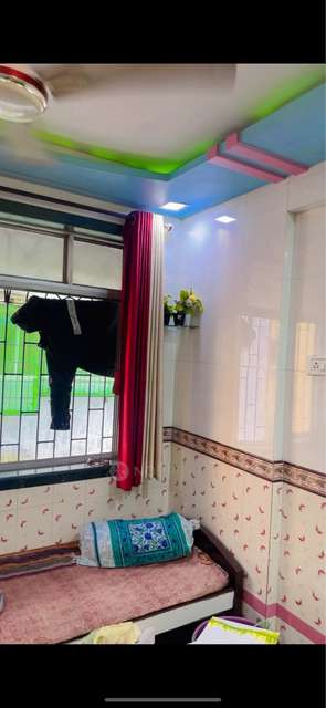 1 BHK Flat In Santoshi Building For Sale  In Kalwa