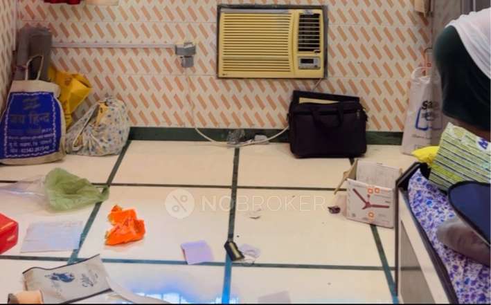 1 BHK Flat In Santoshi Building For Sale  In Kalwa