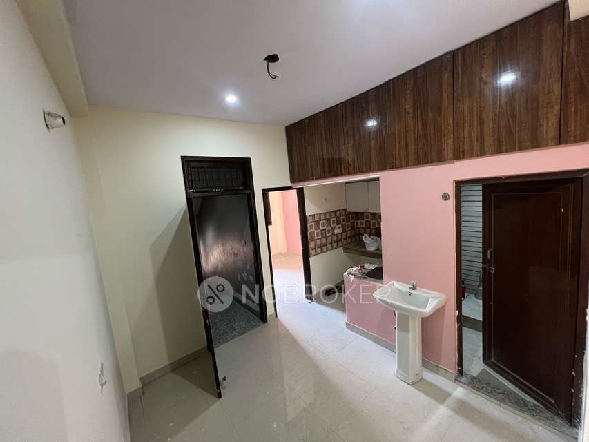 2 BHK Flat for Rent  In Sangam Vihar