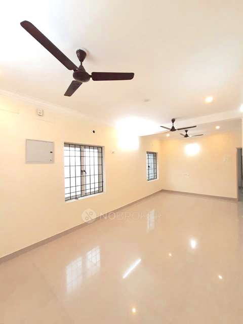 2 BHK Flat In Medavakkam P For Sale  In Medavakkam