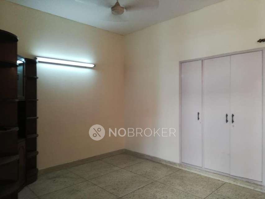 1 BHK House for Rent  In Safdarjung Development Area