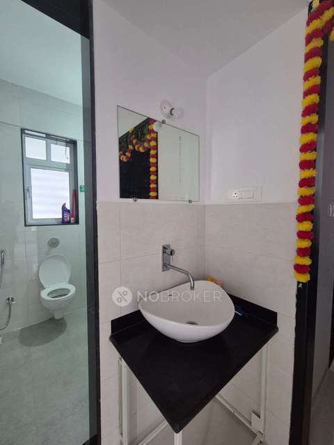 Single Room for Female In 2 BHK  In Pethkar Siyona In  Punawale