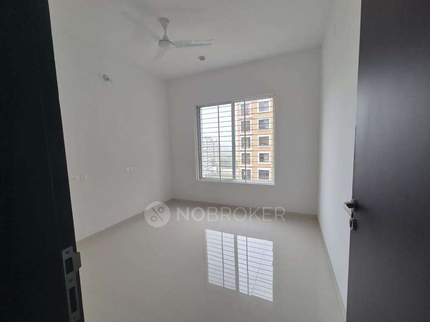 Single Room for Female In 2 BHK  In Pethkar Siyona In  Punawale