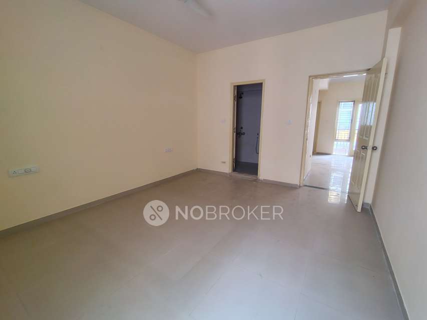 2 BHK Flat In Lotus Petals,  For Sale  In Bannerghatta Road, 