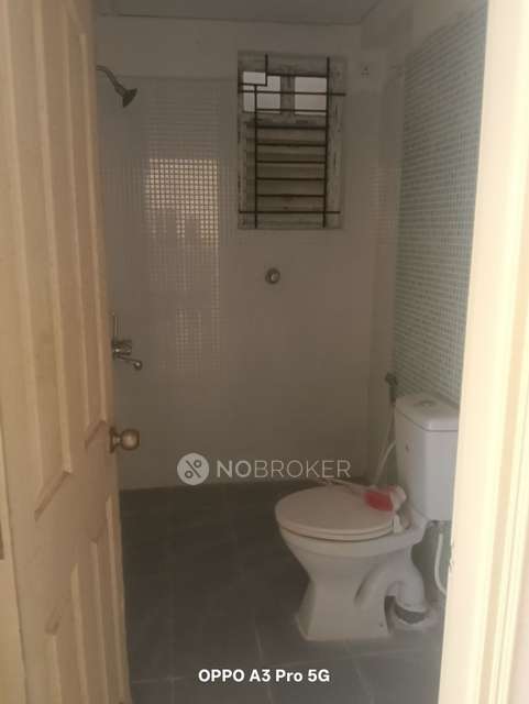 2 BHK Flat In Lotus Petals,  For Sale  In Bannerghatta Road, 