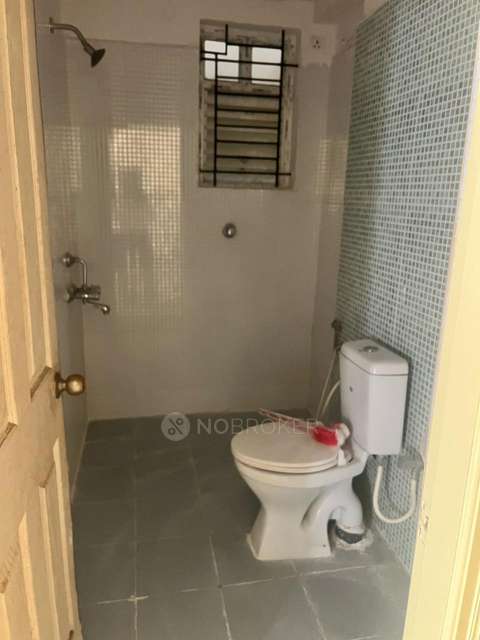 2 BHK Flat In Lotus Petals,  For Sale  In Bannerghatta Road, 