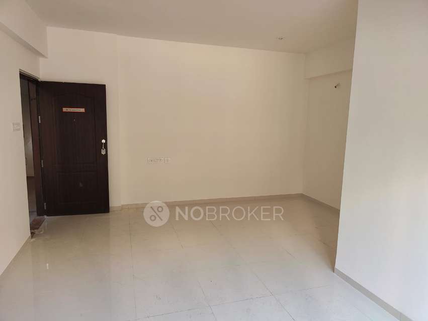 2 BHK Flat In Kumar Piccadlilly For Sale  In Wakad