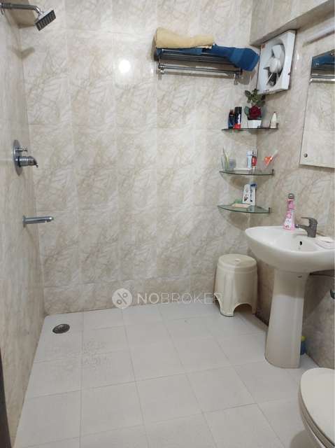 2 BHK Flat In Pragati Apartments   For Sale  In Paschim Vihar