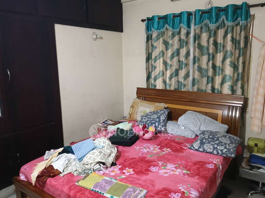 2 BHK Flat In Divya Sai Arcade For Sale  In Moosapet