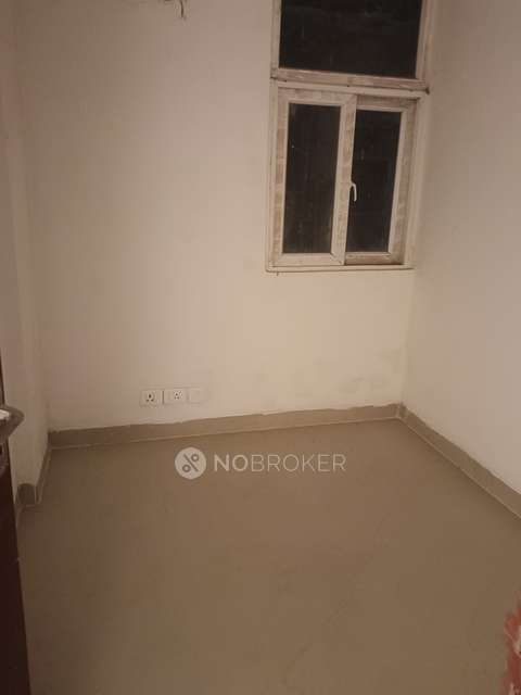 2 BHK Flat In Amrapali Zodiac For Sale  In Sector - 120