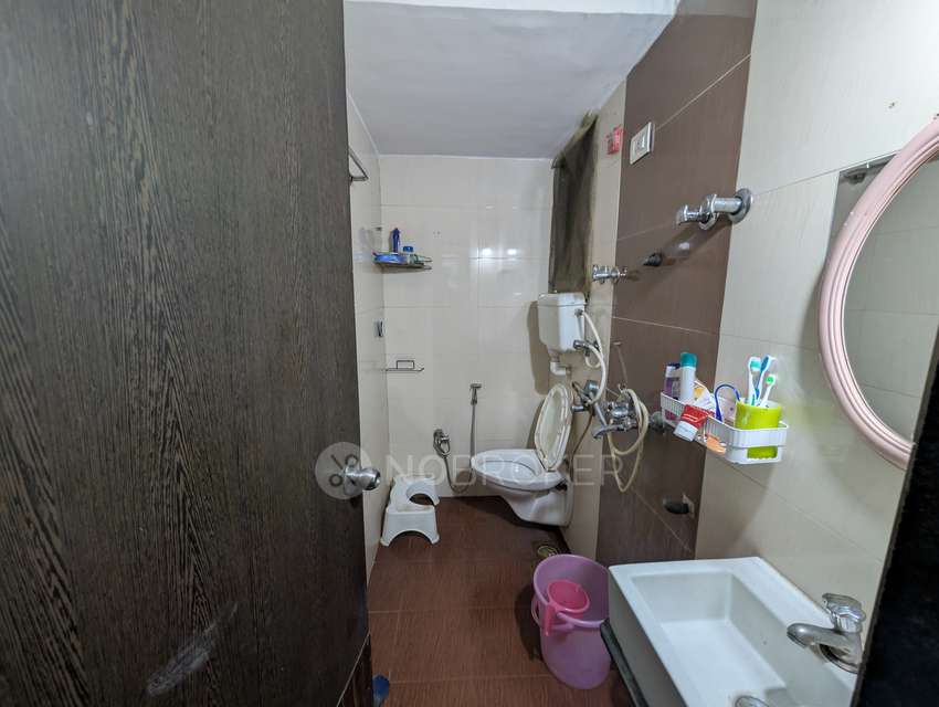 2 BHK Flat In Paras Dev Paradise Mira For Sale  In Mira Road