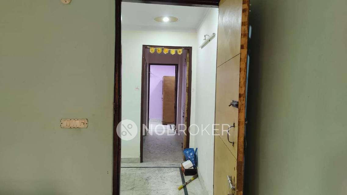 2 BHK Flat For Sale  In Baljit Nagar