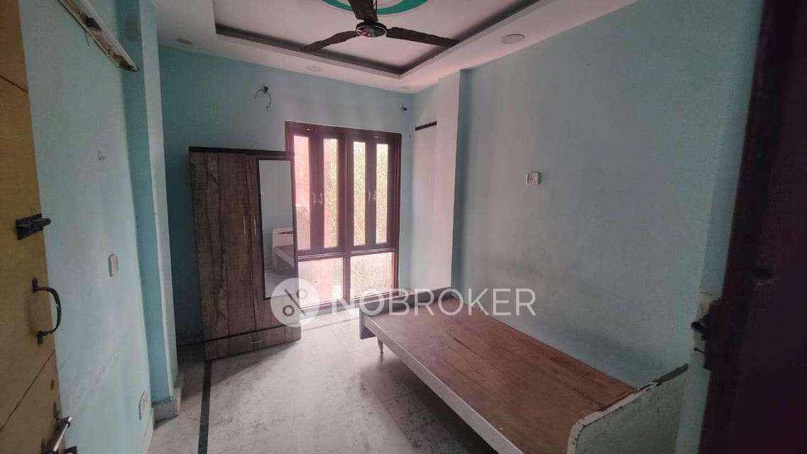2 BHK Flat For Sale  In Baljit Nagar