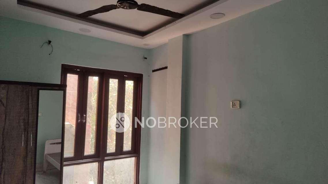 2 BHK Flat For Sale  In Baljit Nagar