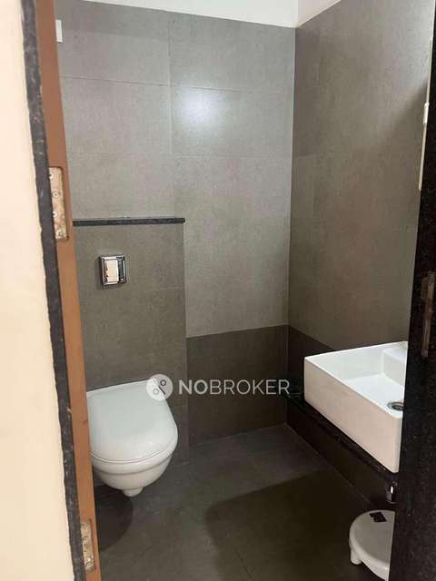 2 BHK Flat In Vertical Oriana For Sale  In  Mundhwa