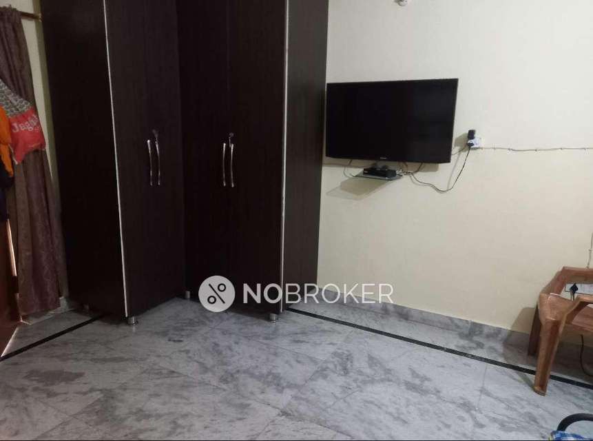 2 BHK Flat In Standalone Building  For Sale  In Sector 31