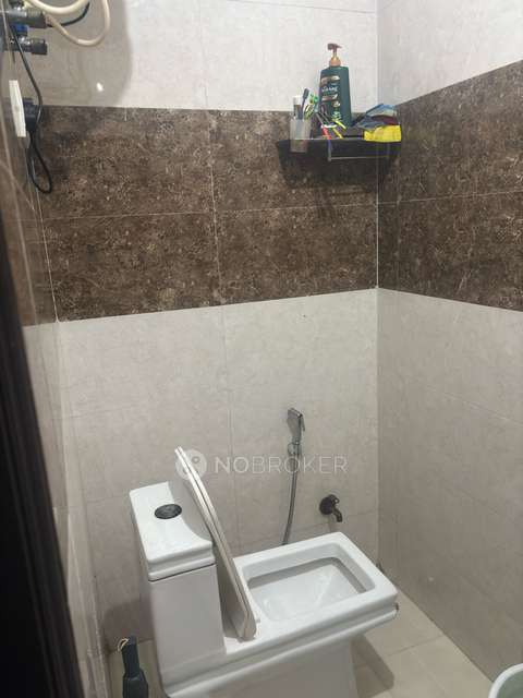 3 BHK Flat For Sale  In Govindpuri Extension, Kalkaji