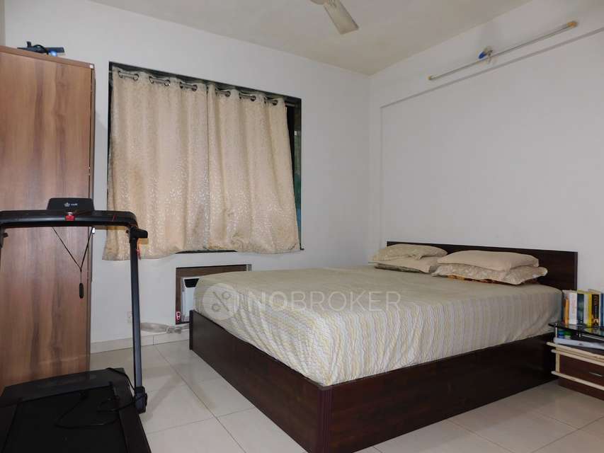 2 BHK Flat In Teakwood Chs For Sale  In Mulund West