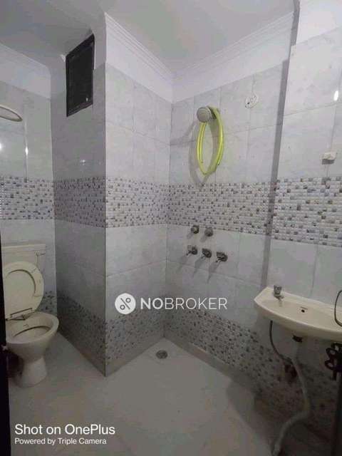 2 BHK Flat For Sale  In  Uttam Nagar