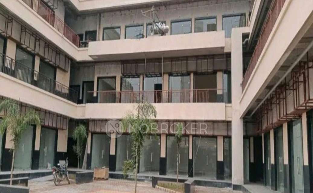 Shop in Sector 37d, Gurgaon for sale 
