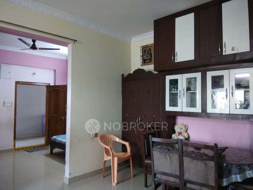 2 BHK Flat In Sumukha Apartments, Chanda Nagar For Sale  In Chanda Nagar