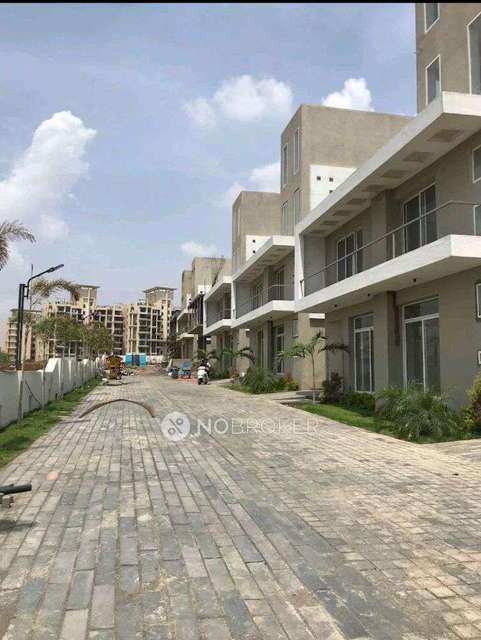 4+ BHK House For Sale In Whispering Glades, Undri