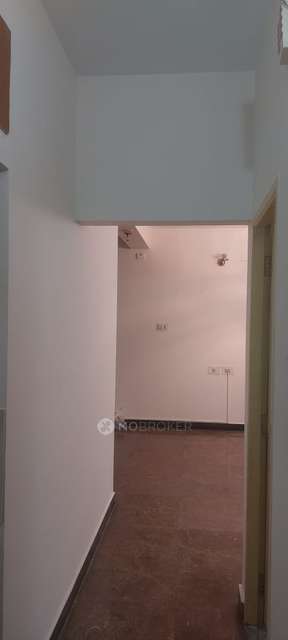 2 BHK Flat In Navin&#39;s Kumara Kottam For Sale  In Valasaravakkam