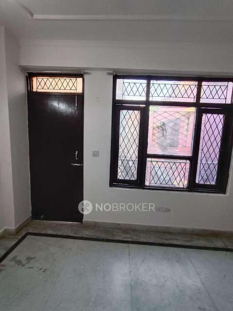 3 BHK Flat In Deepika Apartment For Sale  In Sainik Farm