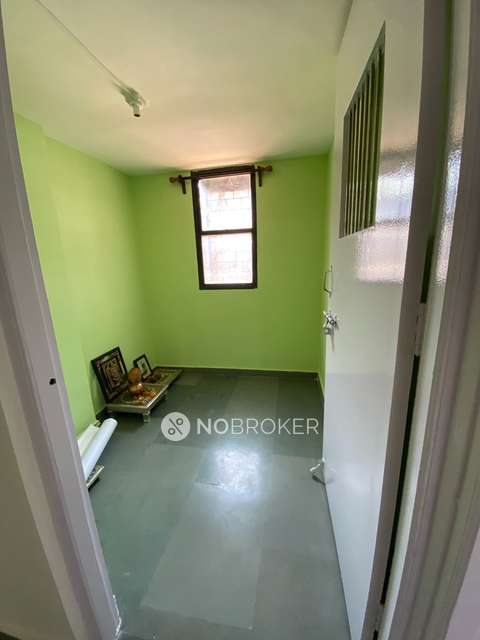 2 BHK Flat In Pramod Apartment For Sale  In Model Colony