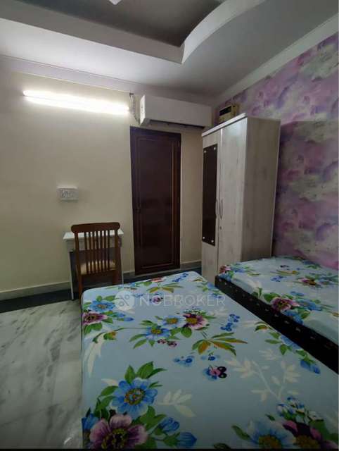 PG for Girls in Virender Nagar, Janakpuri