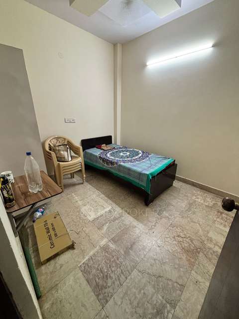 PG for Girls in Virender Nagar, Janakpuri