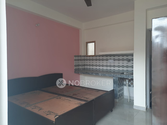 1 RK House for Rent  In Sector 17