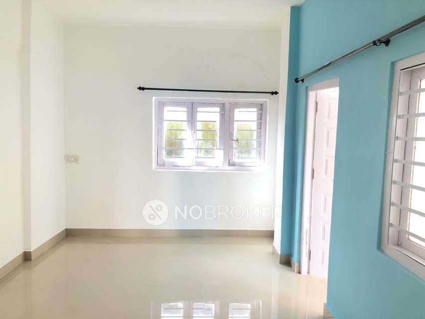 1 BHK Flat In Standalone Building  For Sale  In Andheri West