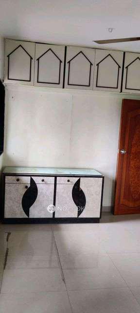 1 BHK Flat In Roop Pooja Chs Ltd For Sale  In Mulund West