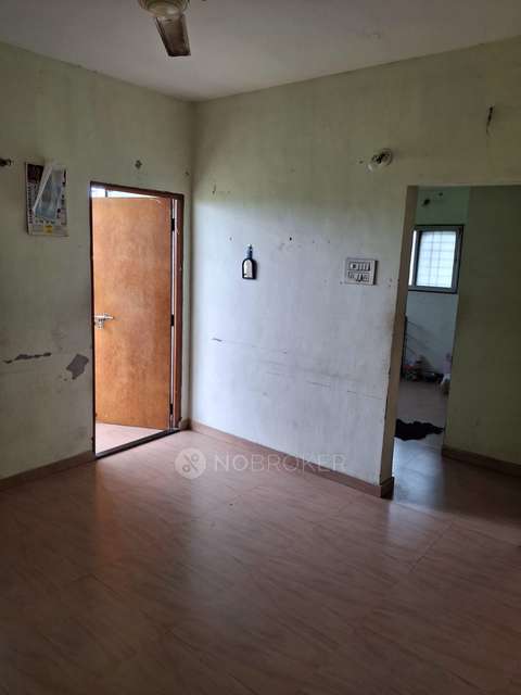 Shared Room for Female In 1 BHK  In Hinjawadi
